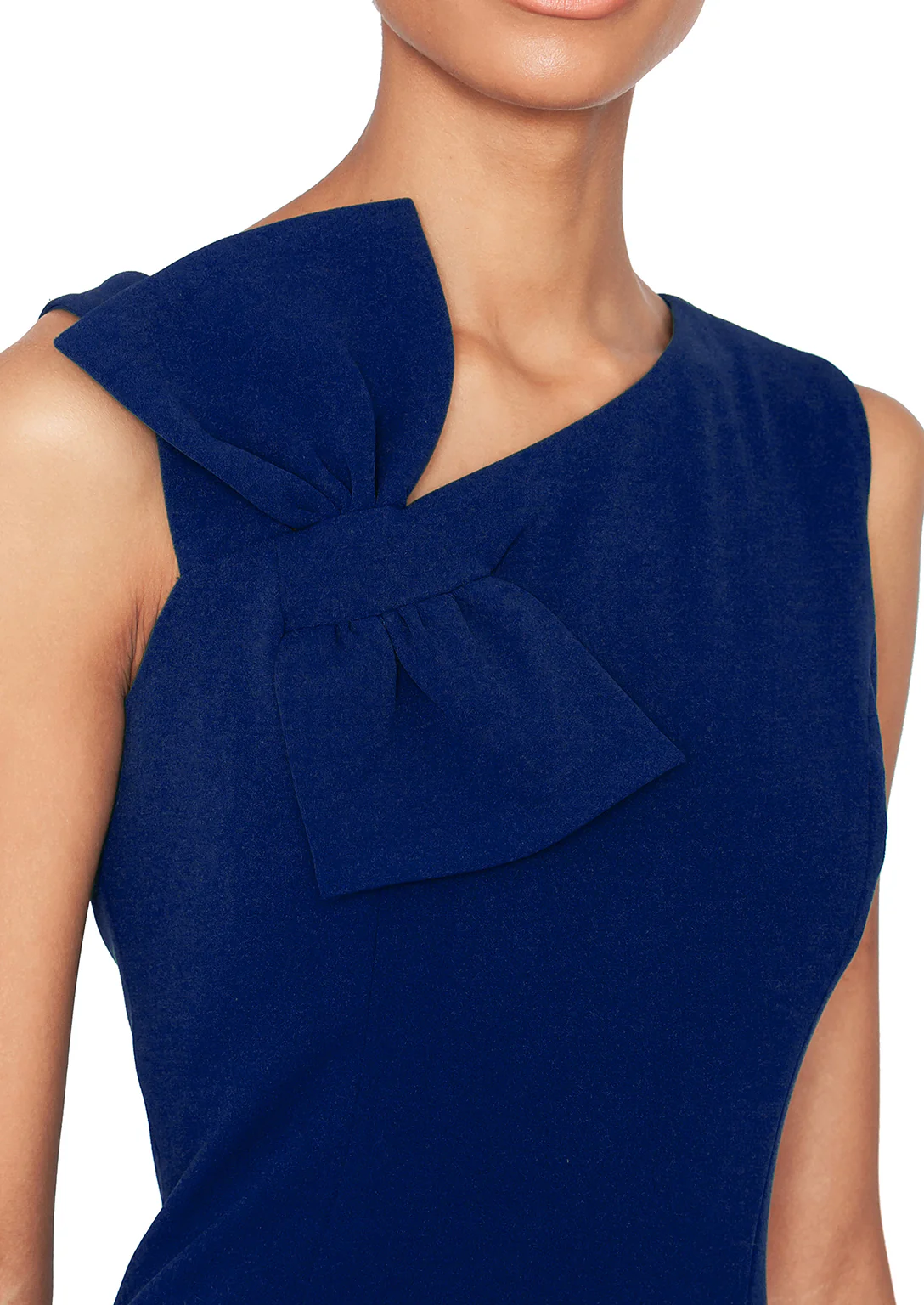 FOCUS by Shani - Sleeveless Bow Gown in Navy - Image 3