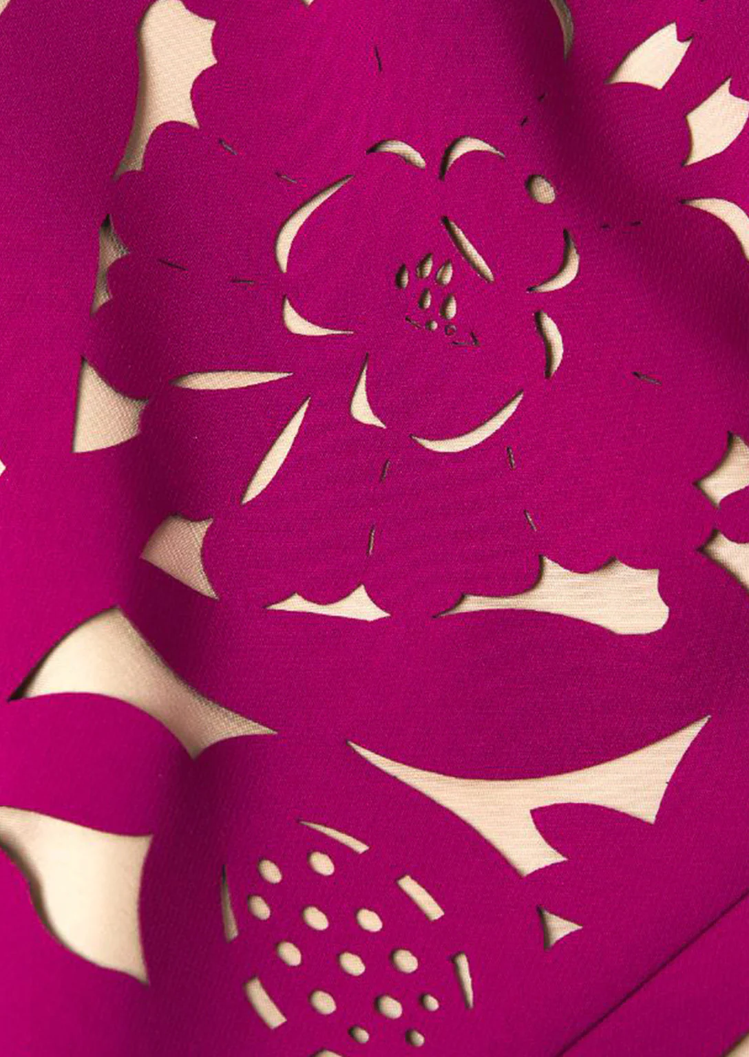 Laser Cutting Floral Crepe Sheath Dress in Pink - Image 6